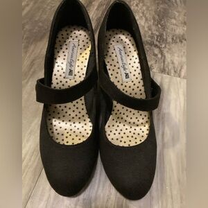 American Eagle Payless black heels with strap. Size 9W.